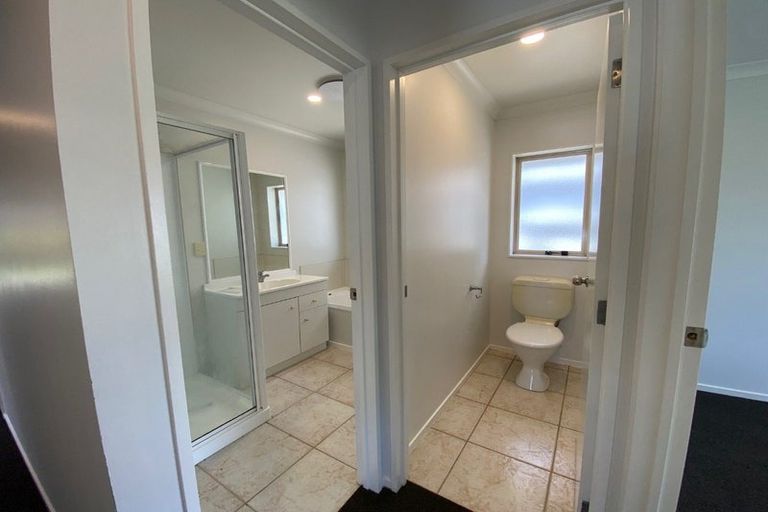 Photo of property in 12 Innisowen Place, Flat Bush, Auckland, 2019