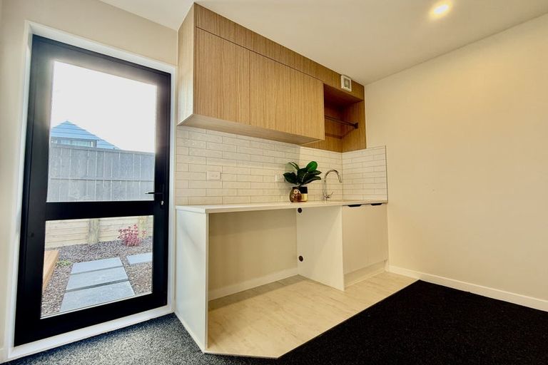 Photo of property in 142 Vintry Drive, Kumeu, 0810