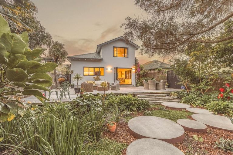 Photo of property in 49 Head Street, Sumner, Christchurch, 8081