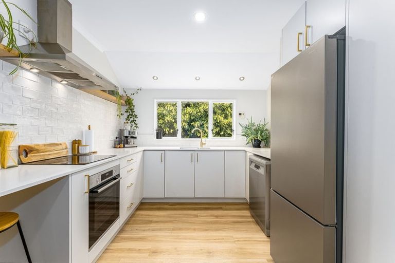 Photo of property in 57 Kapiti Crescent, Titahi Bay, Porirua, 5022