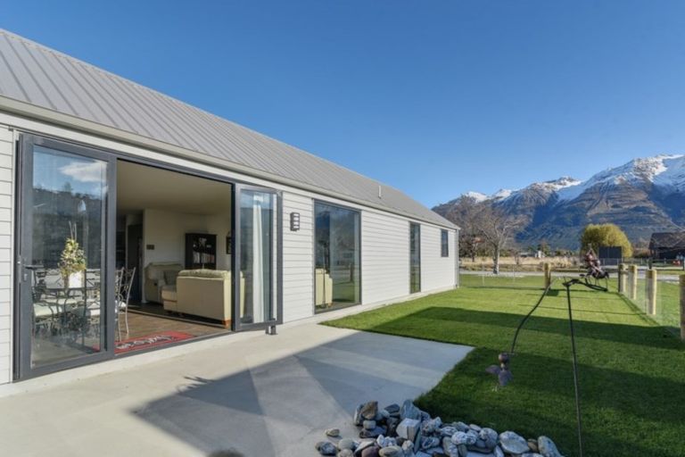 Photo of property in 3 Woodley Place, Glenorchy, 9372