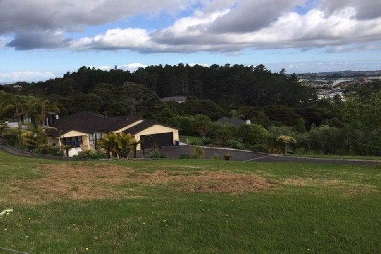 Photo of property in 215 Gills Road, Albany Heights, Auckland, 0632