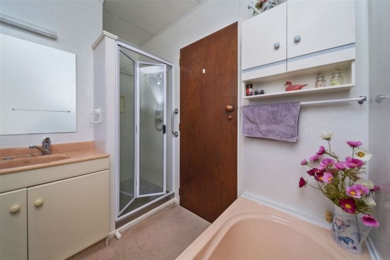 Photo of property in 68 Camberwell Road, Hawera, 4610