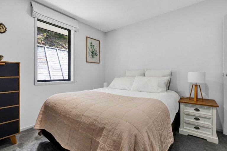 Photo of property in 3 Frederick Place, Whalers Gate, New Plymouth, 4310
