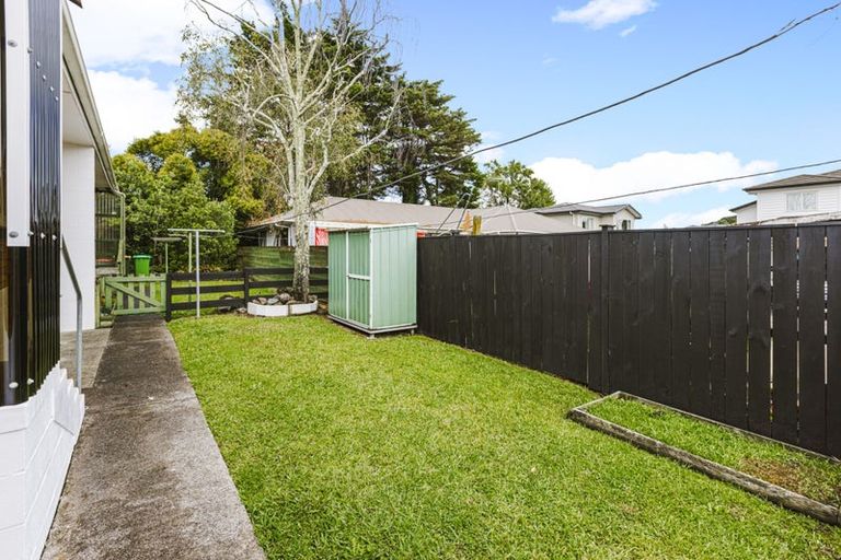 Photo of property in 2/6 Hill Road, Papatoetoe, Auckland, 2025
