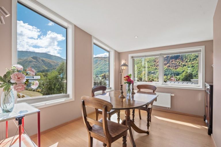 Photo of property in 115 Cotter Avenue, Arrowtown, 9302