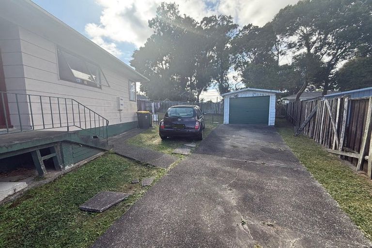 Photo of property in 11 Limond Street, Randwick Park, Auckland, 2105