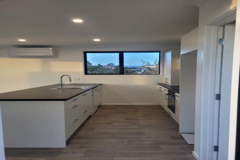 Photo of property in 107a Seaview Road, Westown, New Plymouth, 4310