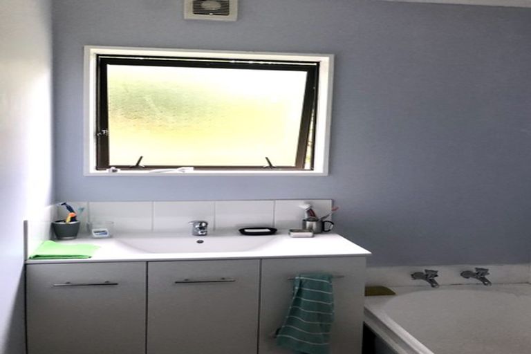 Photo of property in 25b Cunliffe Street, Johnsonville, Wellington, 6037