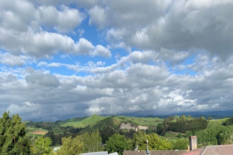 Photo of property in 16 Kiwi Road, Taihape, 4720