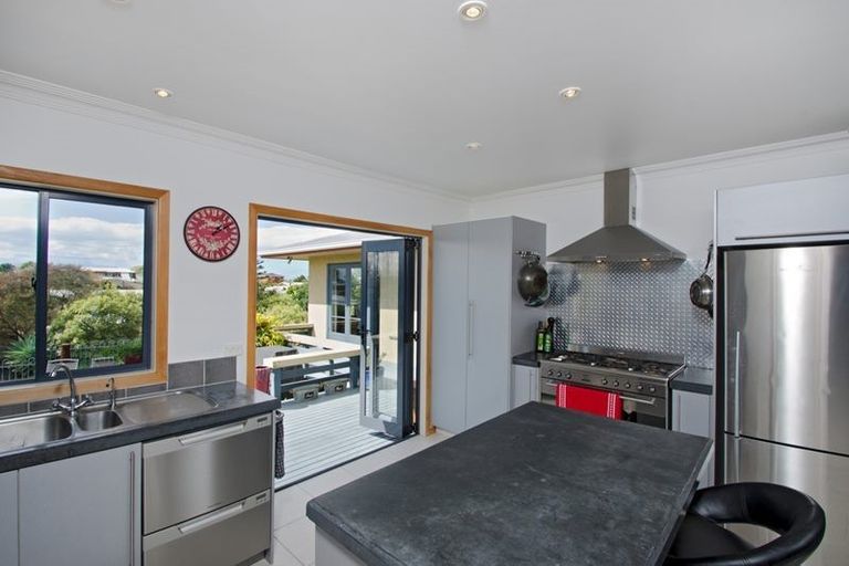 Photo of property in 33 Ranch Road, Mount Maunganui, 3116
