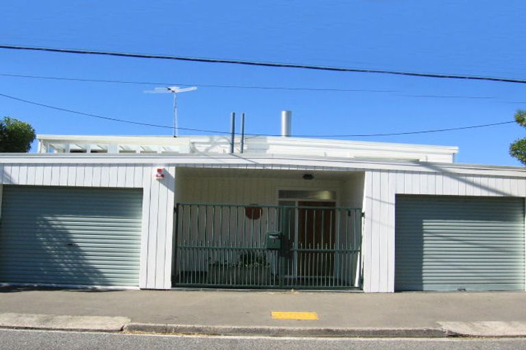 Photo of property in 7 Waru Street, Khandallah, Wellington, 6035