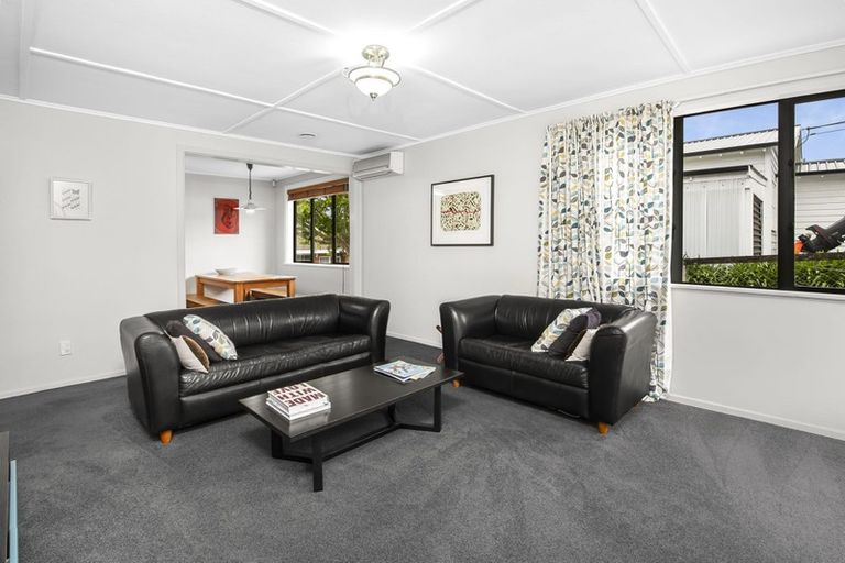 Photo of property in 65a East Street, Papakura, 2110