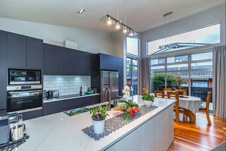 Photo of property in 9 Macarthur Street, Levin, 5510