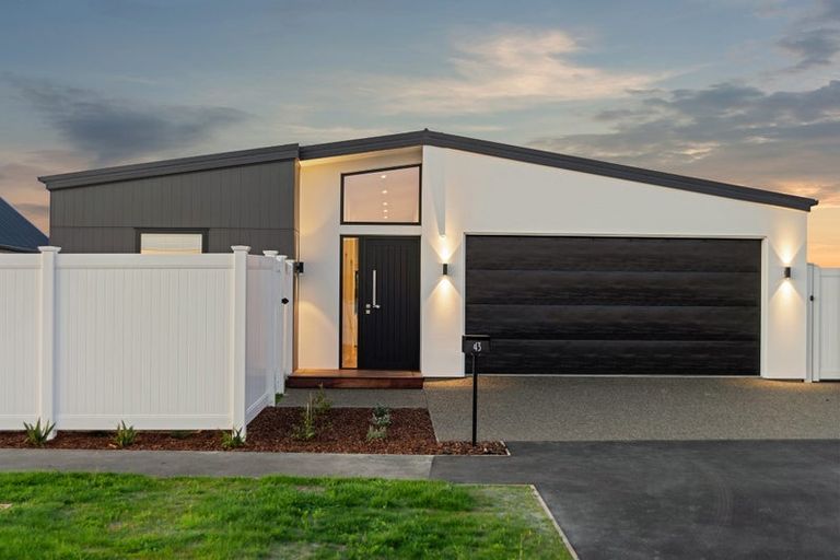Photo of property in 43 Timara Crescent, Marshland, Christchurch, 8083