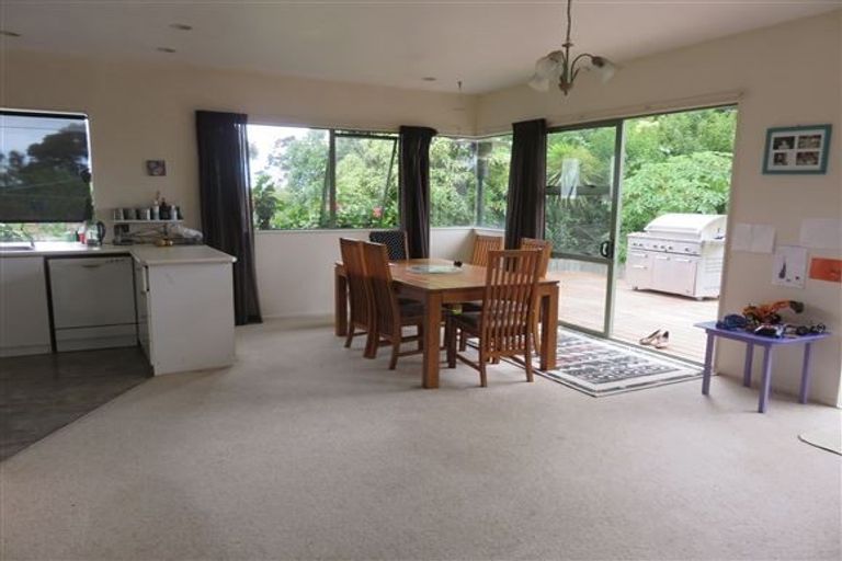 Photo of property in 163b Colwill Road, Massey, Auckland, 0614