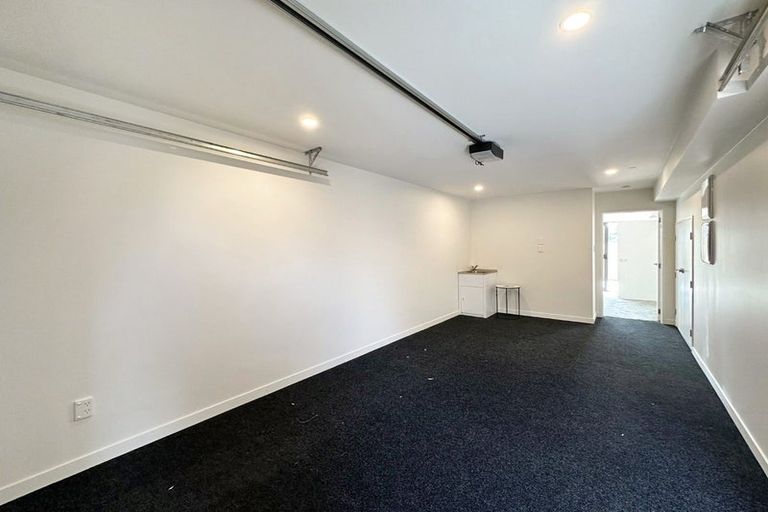 Photo of property in 6/28 Ludlow Terrace, Totara Vale, Auckland, 0627