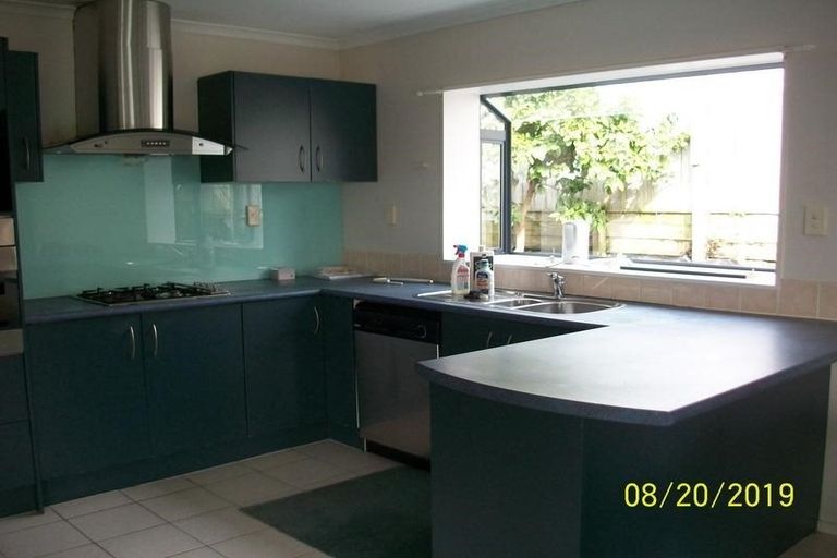 Photo of property in 10 Basra Drive, Henderson, Auckland, 0612