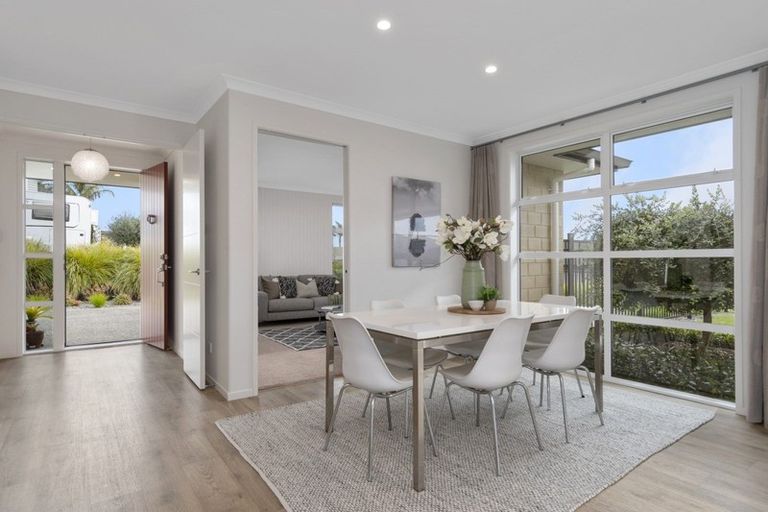 Photo of property in 19 Louise Drive, Ohauiti, Tauranga, 3112