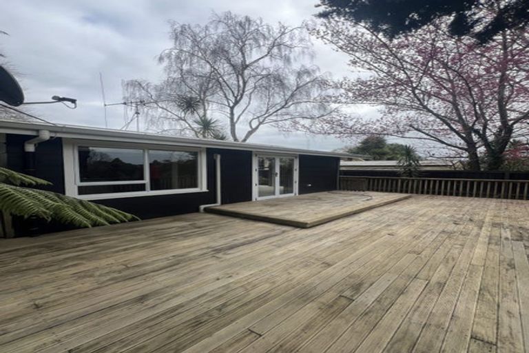 Photo of property in 8 Fleming Place, Chedworth, Hamilton, 3210