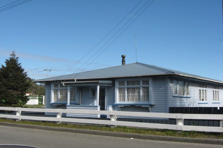 Photo of property in 148 Bright Street, Cobden, Greymouth, 7802