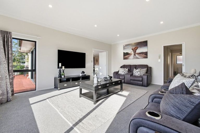 Photo of property in 18 Waka Way, Bellevue, Tauranga, 3110