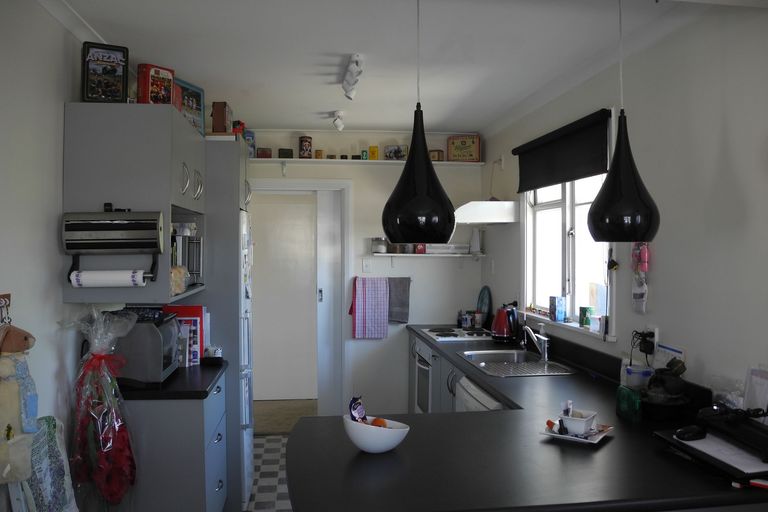 Photo of property in 6 Elizabeth Street, Waimate, 7924