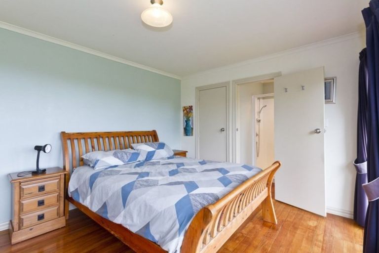 Photo of property in 126 Gatfield Road, Kaukapakapa, 0873