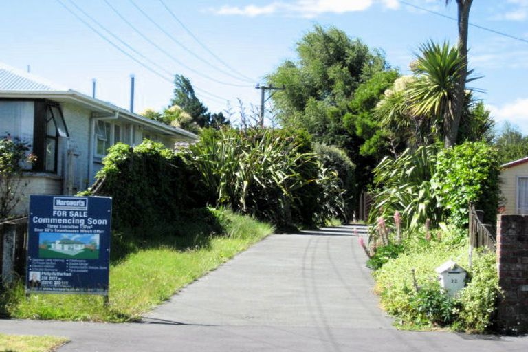 Photo of property in 32 Staveley Street, Avonhead, Christchurch, 8042