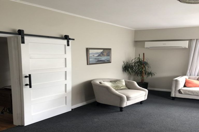 Photo of property in 73 Jellicoe Drive, Hamilton East, Hamilton, 3216