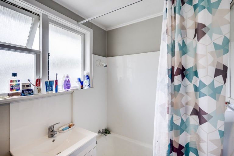 Photo of property in 1103 Jellicoe Street, Mayfair, Hastings, 4122