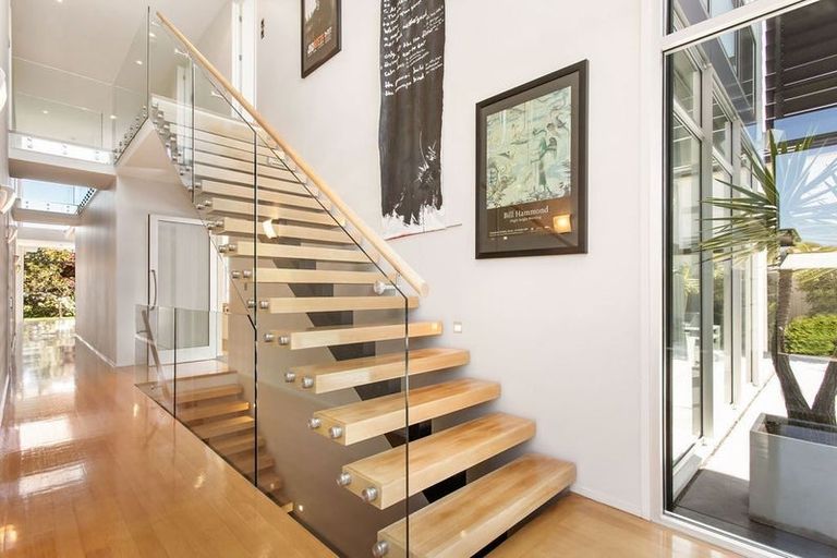 Photo of property in 8 Royds Street, Fendalton, Christchurch, 8014