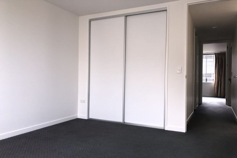 Photo of property in 63 Fisher-point Drive, Auckland Central, Auckland, 1010