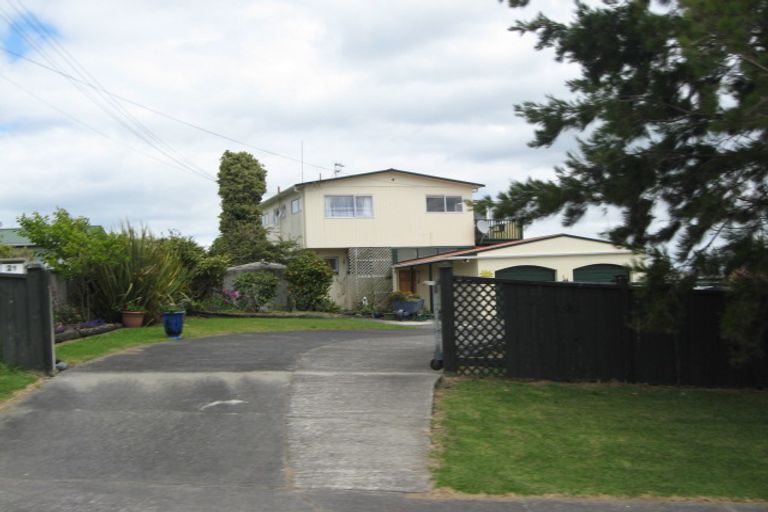 Photo of property in 21 Tiri Road, Manly, Whangaparaoa, 0930