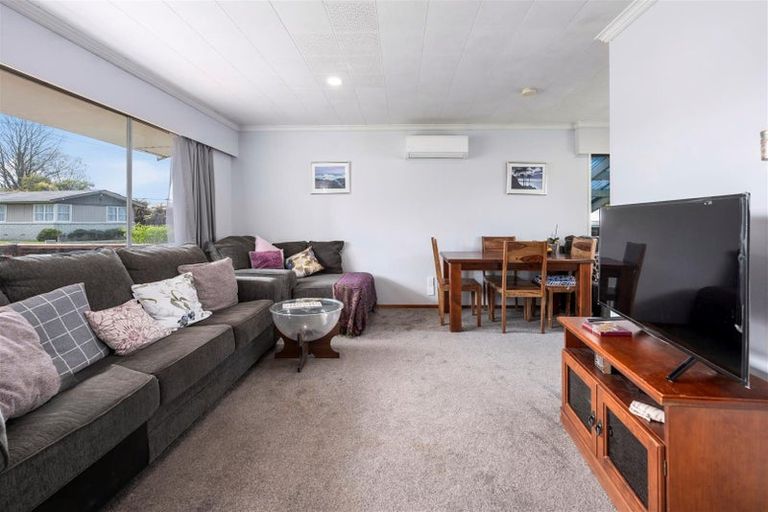 Photo of property in 4 Corilin Place, Mangakakahi, Rotorua, 3015