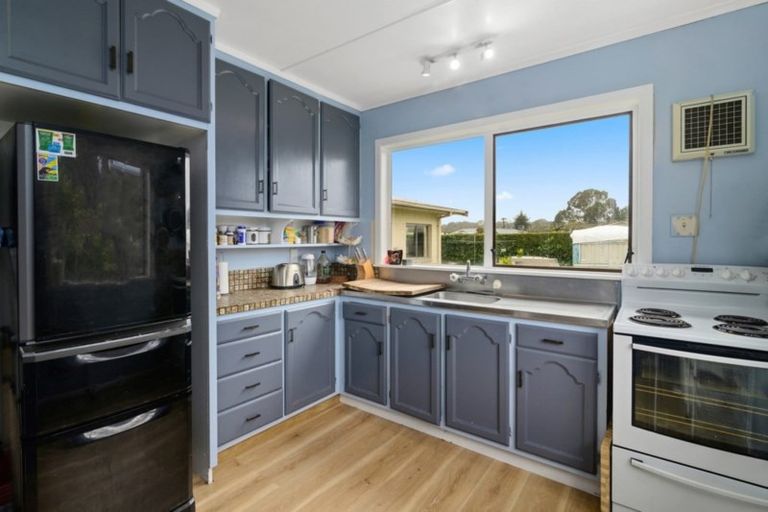 Photo of property in 7 Tapsell Road, Fairy Springs, Rotorua, 3015