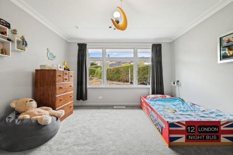 Photo of property in 1 Thomson Street, Green Island, Dunedin, 9018