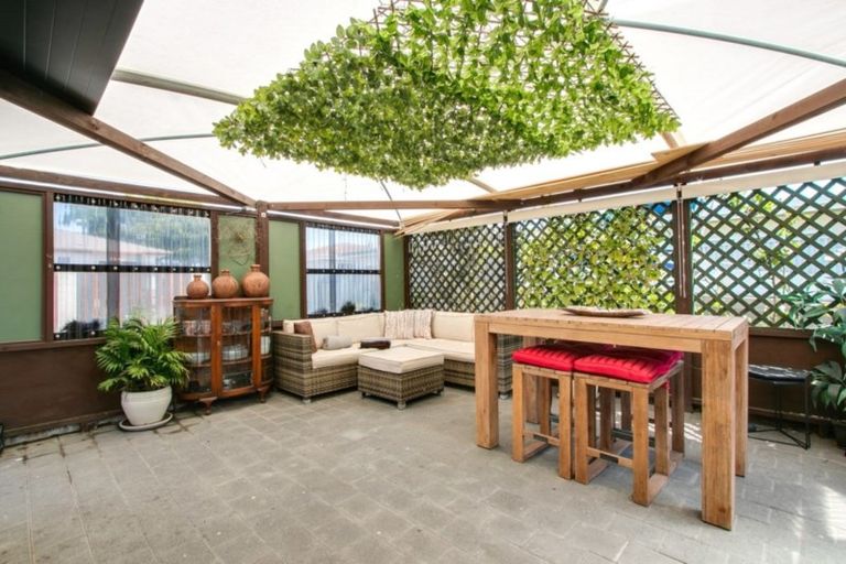 Photo of property in 16a Wycliffe Street, Onekawa, Napier, 4110