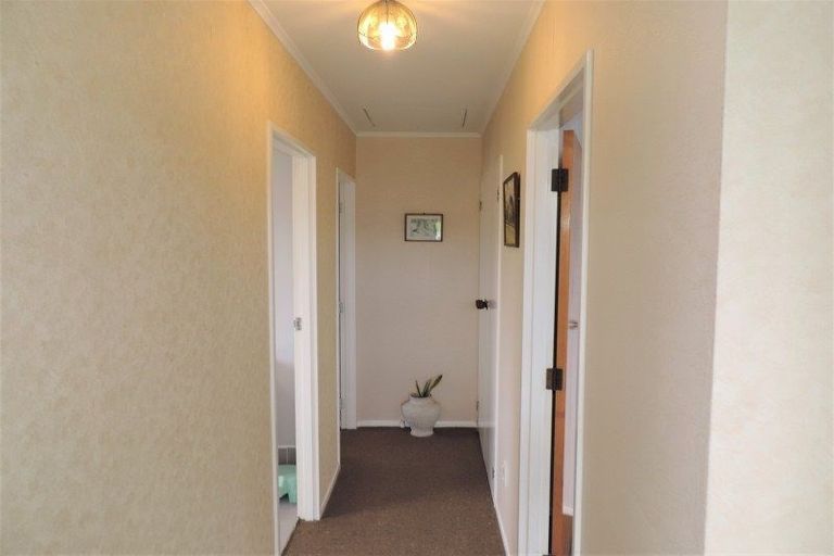 Photo of property in 170 Hakanoa Street, Huntly, 3700