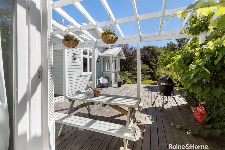 Photo of property in 564 State Highway 53, Tauwharenikau, Featherston, 5771