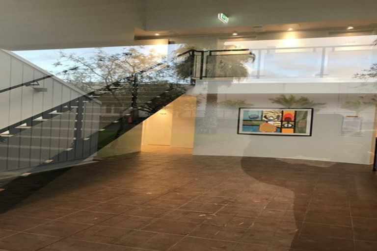 Photo of property in 14b/30 Westward Ho, Glen Eden, Auckland, 0602