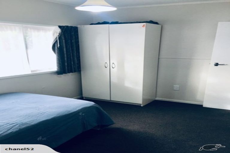 Photo of property in 2/27 Salem Place, Torbay, Auckland, 0630