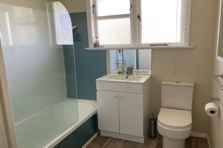 Photo of property in 27 Taruheru Crescent, Mangapapa, Gisborne, 4010