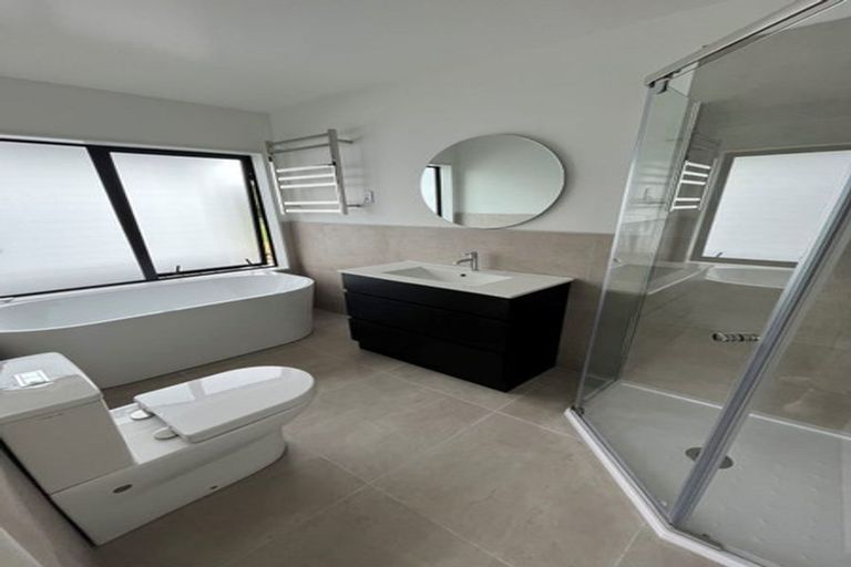 Photo of property in 9b Daytona Road, Henderson, Auckland, 0610