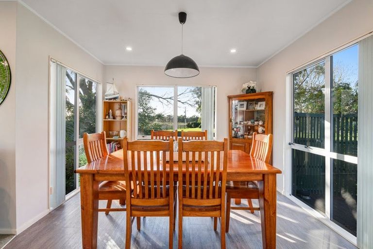 Photo of property in 2312 State Highway 16, Helensville, 0875