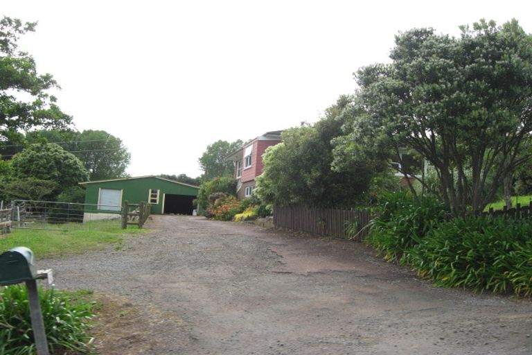 Photo of property in 403 Hillview Road, Bombay, 2675