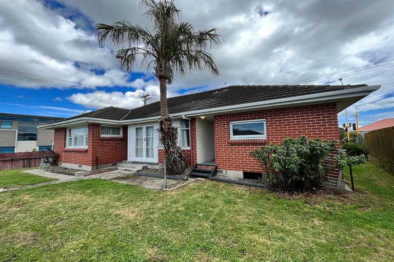 Photo of property in 8 Golf Road, Mount Maunganui, 3116