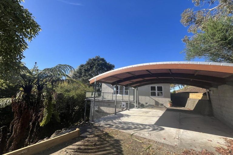 Photo of property in 18 Great North Road, Saint Johns Hill, Whanganui, 4500