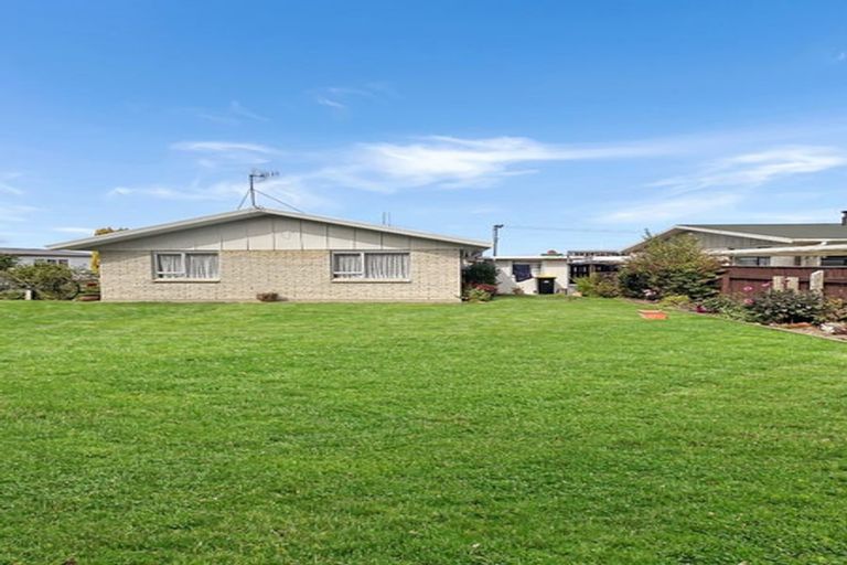 Photo of property in 2a Hunter Street, Dannevirke, 4930