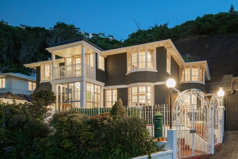Photo of property in 7b Wilkinson Street, Oriental Bay, Wellington, 6011